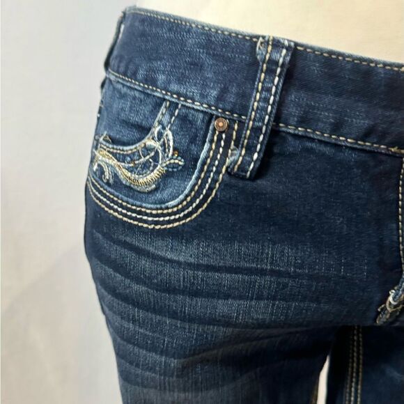 Ariya 90s Y2K low rise distressed dark wash bootcut jeans size 3/4 - Picture 2 of 7